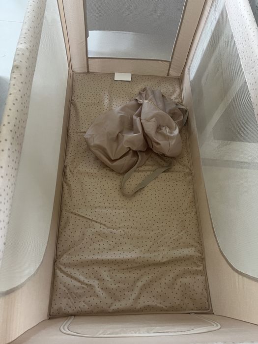 Łóżeczko turystyczne bezowe nowe
