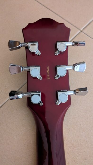 Guitarra elétrica QGE-SG10 RW