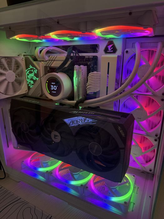 Продам ігровий комп'ютер | i7-14700K | RTX 4080 SUPER | 5TB SSD