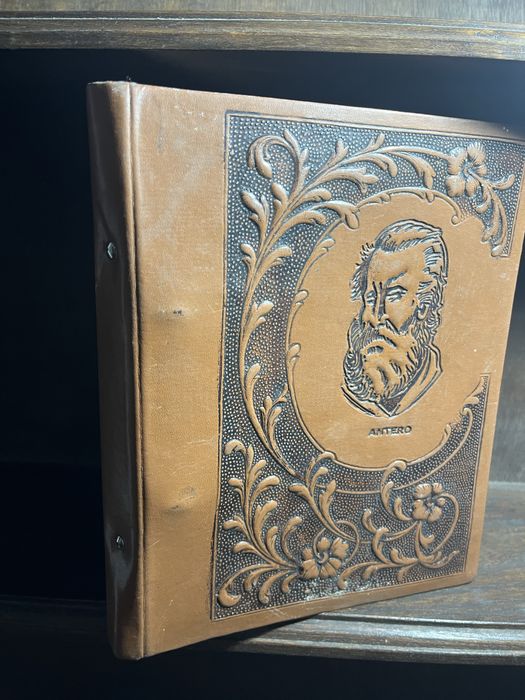 Caderno escolar Antero