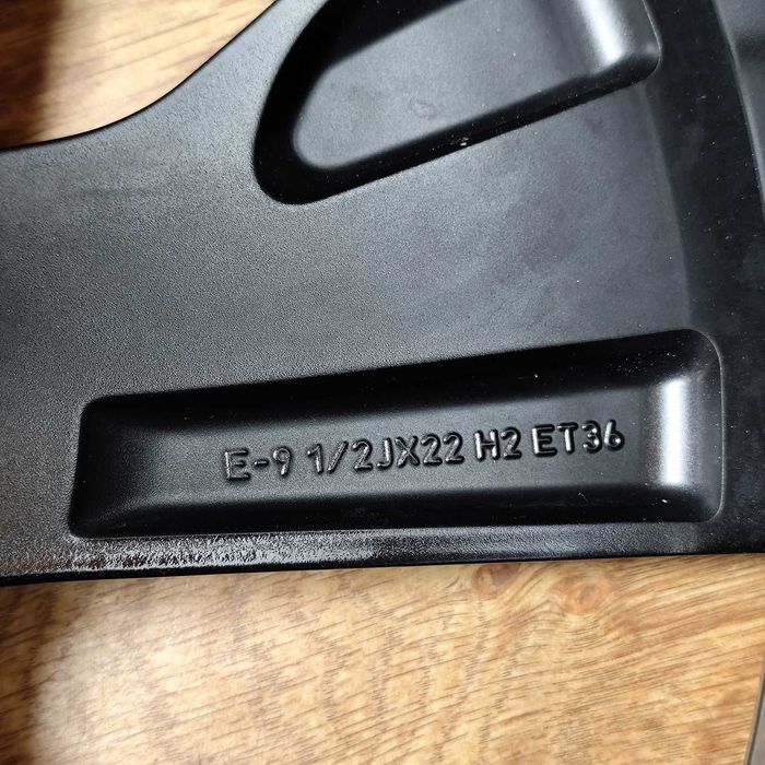 R22 9.5J ET36 оригінал AUDI Q8 SQ8 e-tron 4KE AM диск