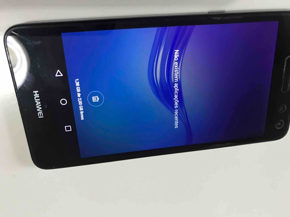 Huawei Y6 2017, 16 GB. A funcionar. Em bom estado. Oportunidade!