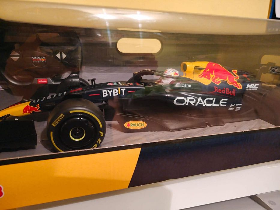 Auto Red Bull sterowane 1:12