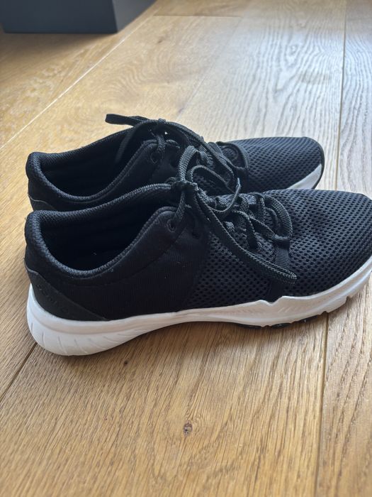 Buty w-f dechatlon rozm 34