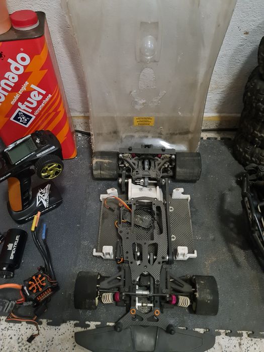 Varios rcs hpi savage kyosho mugen