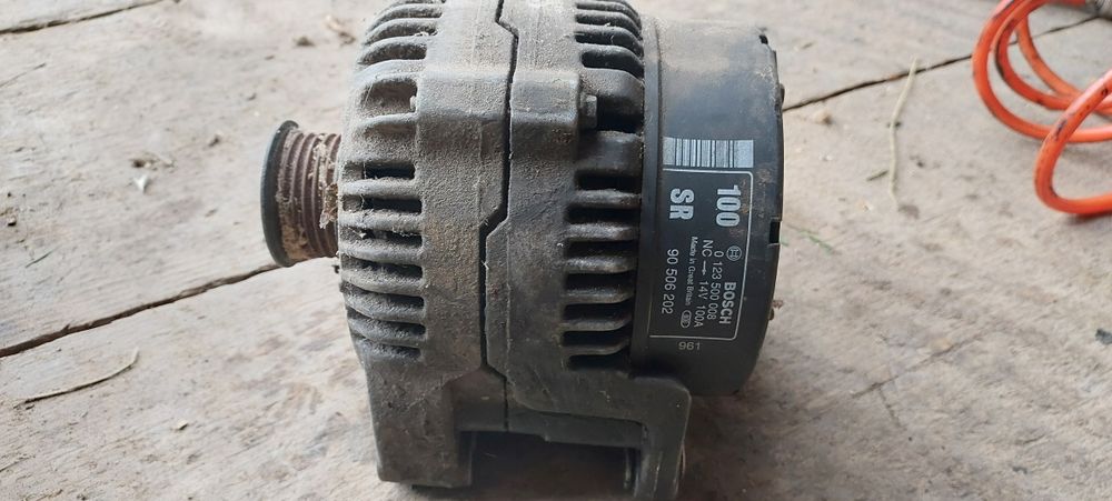 BOSCH Гениратор Opel Vectra B