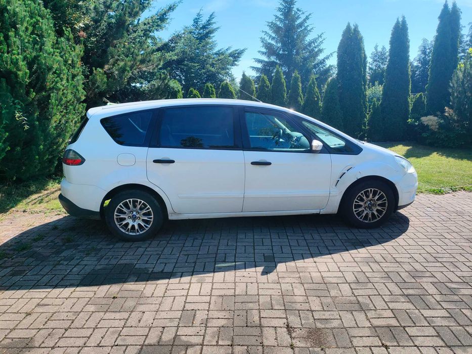 Ford s max tanio