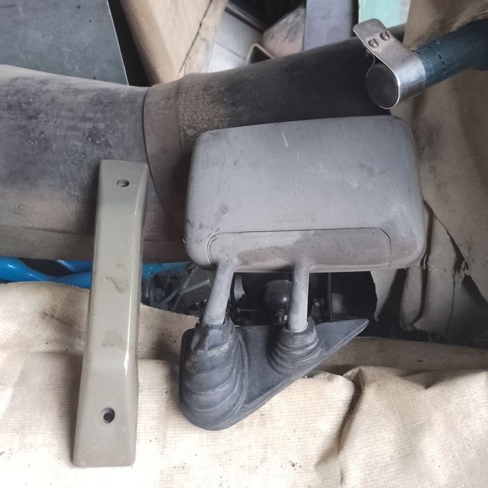 Продам руль бачок омивательний і розшерітельний