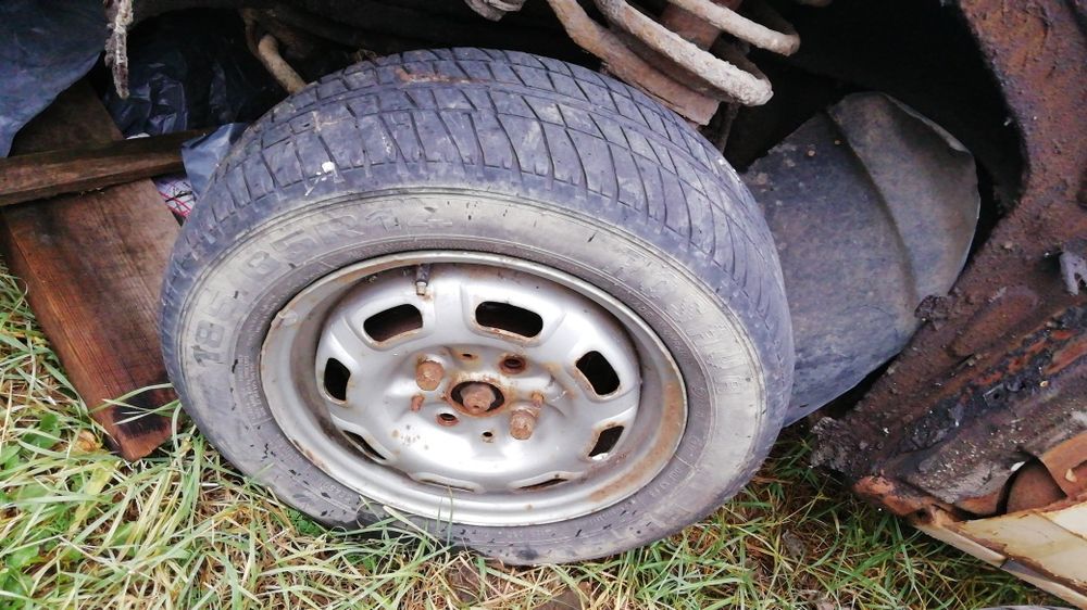 Шина ,диск ,колеса Москвич 2141,412. Раф