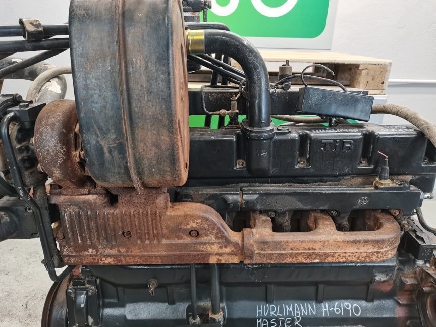 Głowica silnika Hurlimann 6190 Master Same 1000.6WTR
