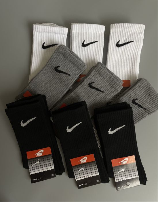 Носки (12 пар в наборі - чорні білі та сірі) найк, шкарпетки Nike