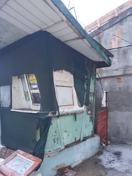 Охранная будка, торг