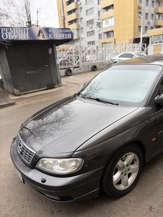 Opel omega B 2001