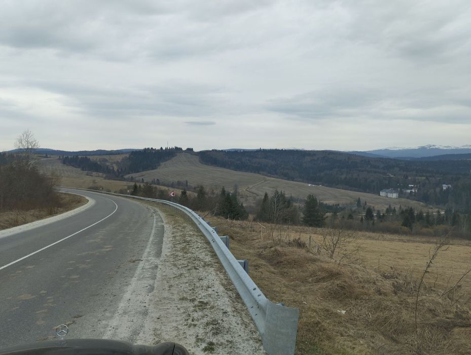 Ділянка у курортній зоні Карпат 80 сот.Обмін