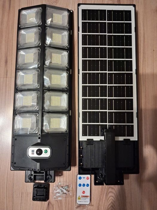 Lampa solarna LED