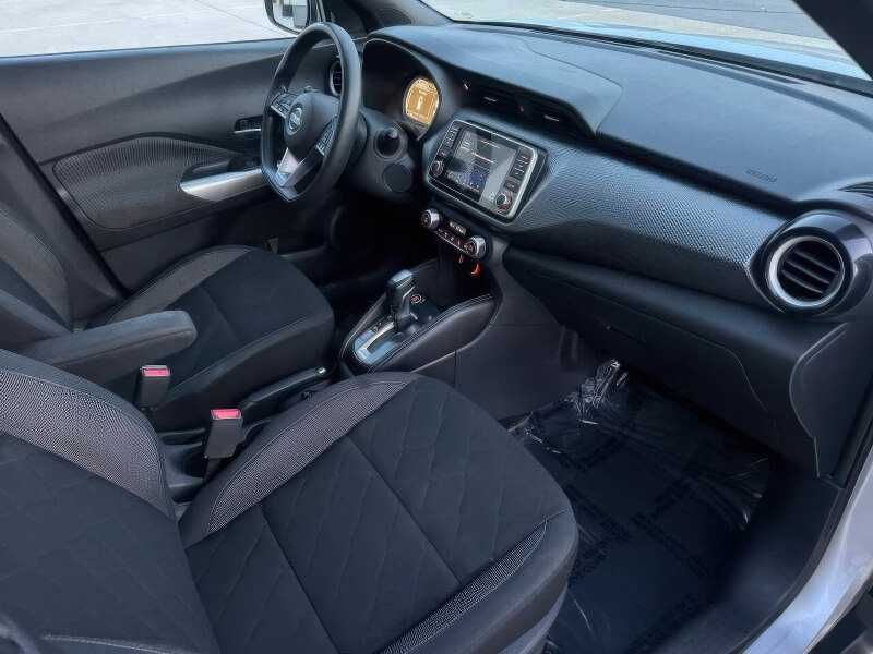 2019 Nissan Kicks SV