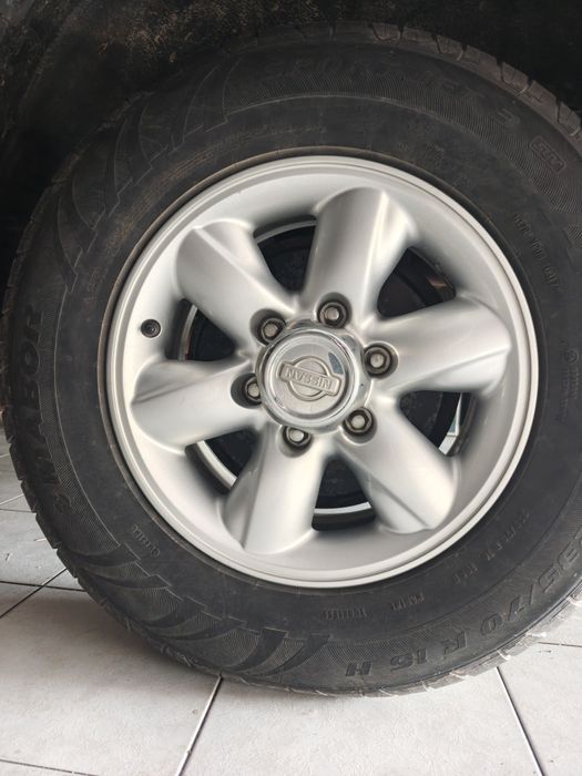 Jantes 16 originais Nissan Terrano II
