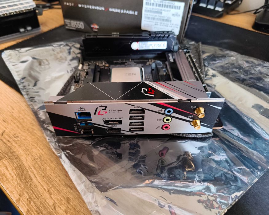 CPU Ryzen7 5700X3D + ASRock B550 + ddr4 32gb Zestaw, ASRock