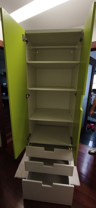 Roupeiro de criança