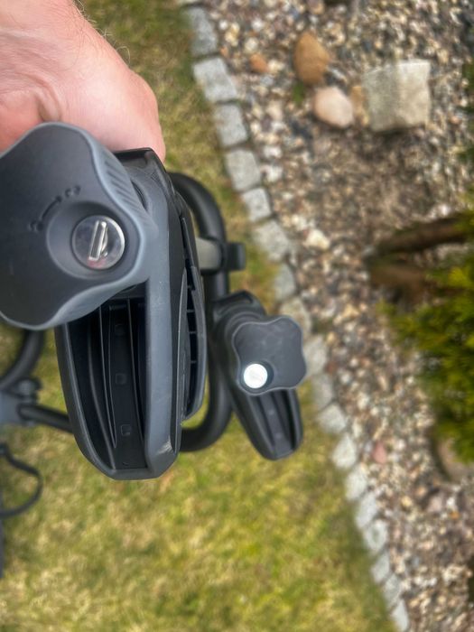 Thule VeloCompact 924 bagażnik rowerowy na hak uchylny rozsuwany