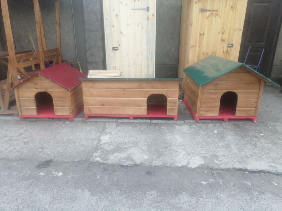 Продам будки для собак