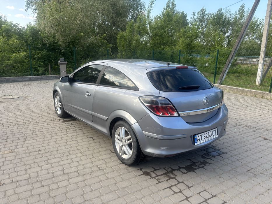 Продам власний автомобіль Opel Astra GTC 2006 рік, 1,3 Дизель 6ст Механіка