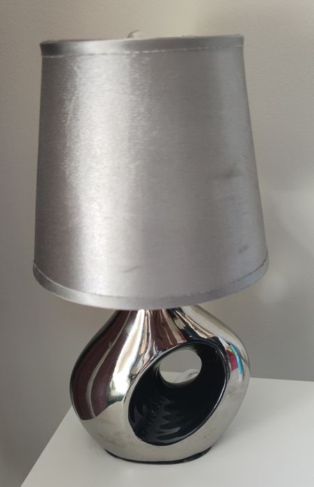 Candeeiro pequeno cinza