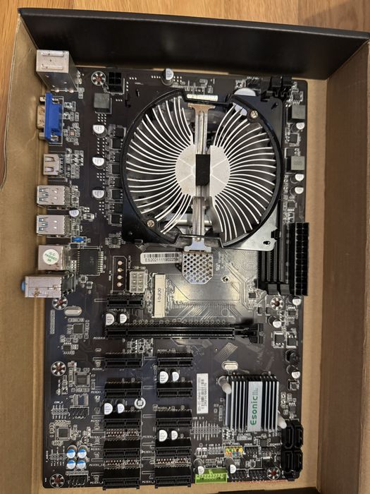 MotherBoard Esonic B250 Gladiator + Processador Intel Celeron 4930