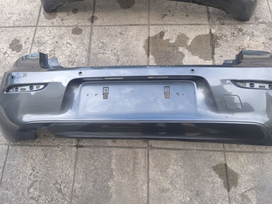 Para-choque dianteiro e traseiro BMW série 1 f20 e f21 em excelente estado