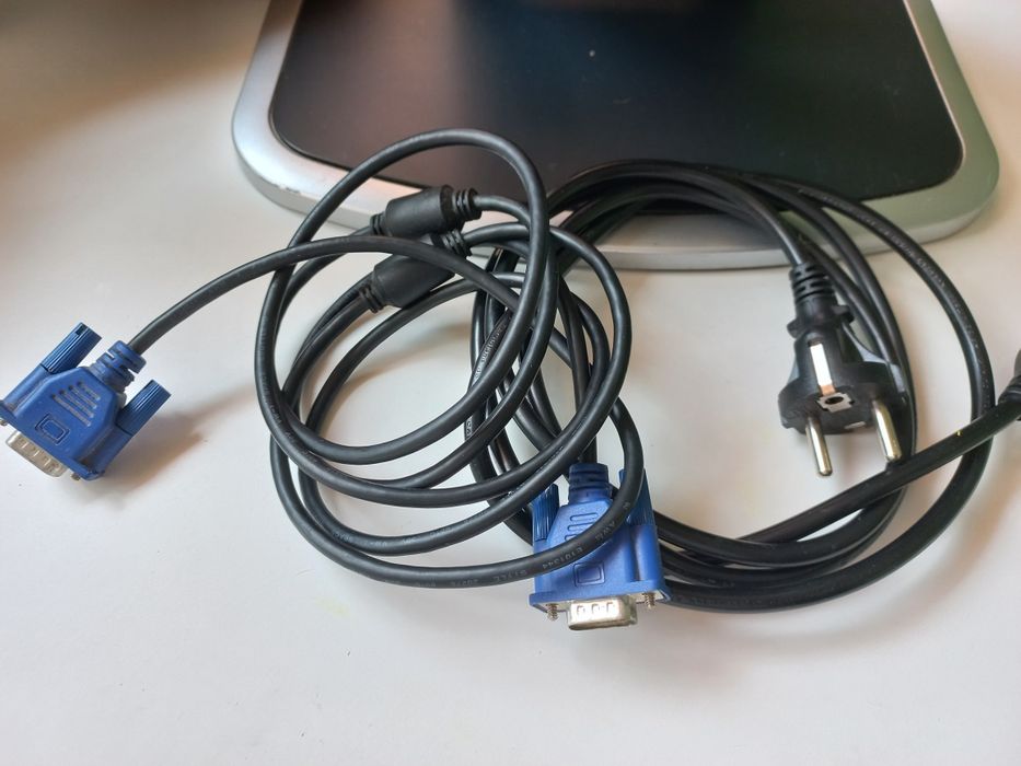 Монітор LG Flatron E2211S-BN