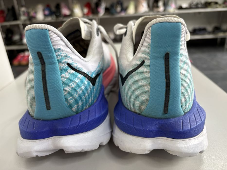 Hoka Profly 42 оригінал