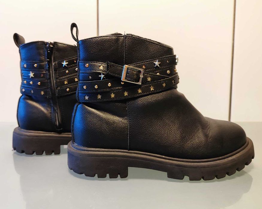 Botas estilo rock c/ fecho