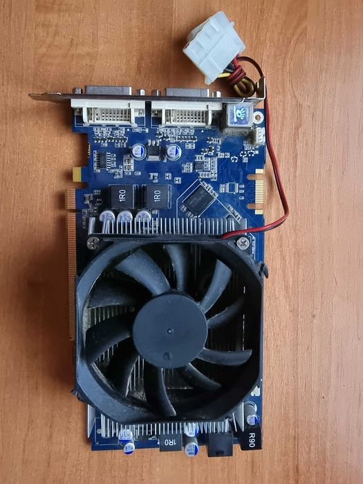 Manli nv gf9600gt 1gb DDR3