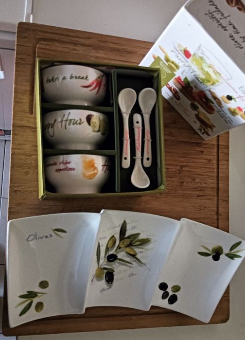 Conjunto serviço NOVO 12€