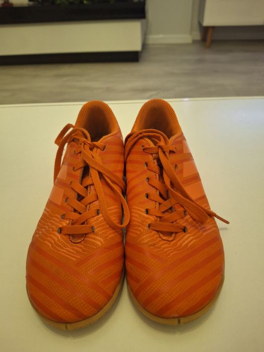 Halówki adidas rozm.33