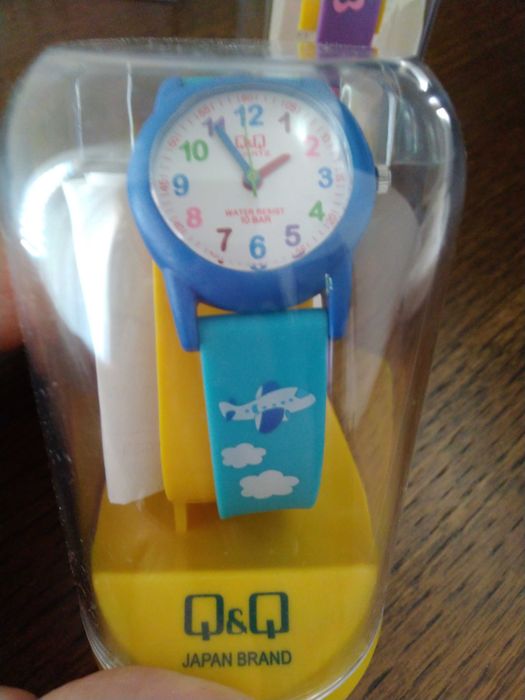 Relógios Q&Q novos
