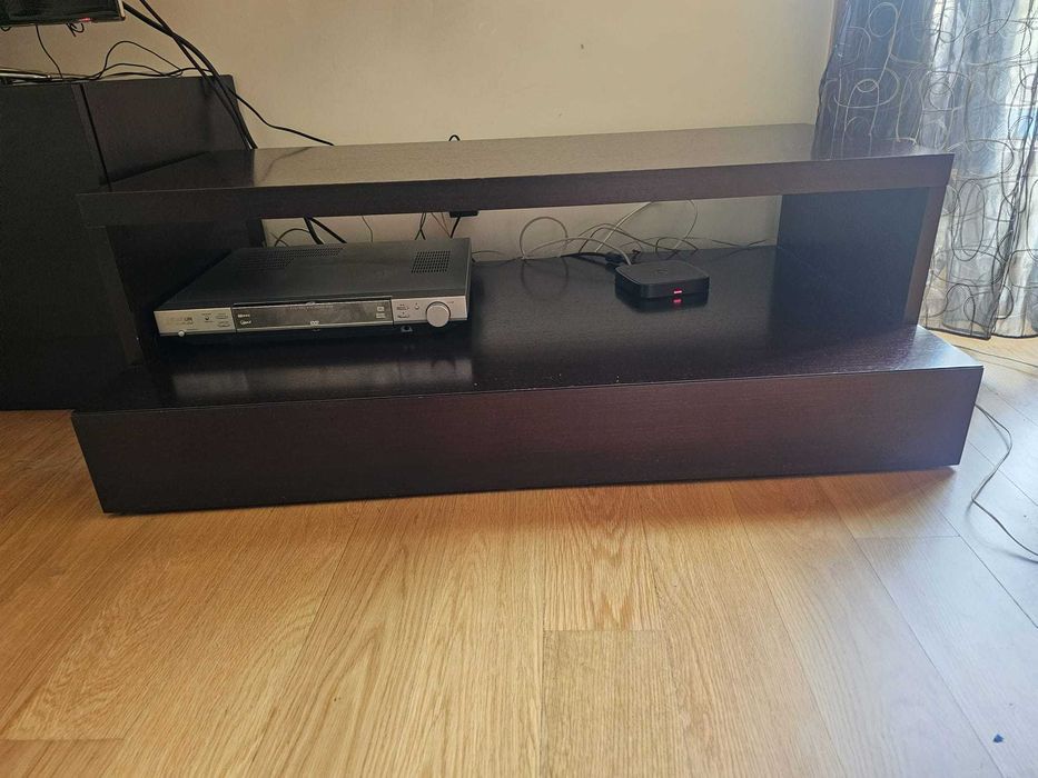 Móvel para TV e multimédia