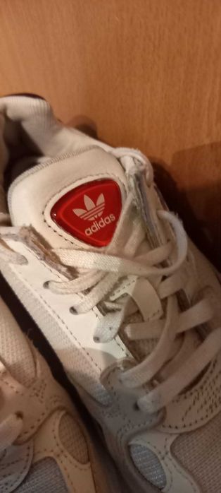 Sapatilhas ADIDAS n°37.5