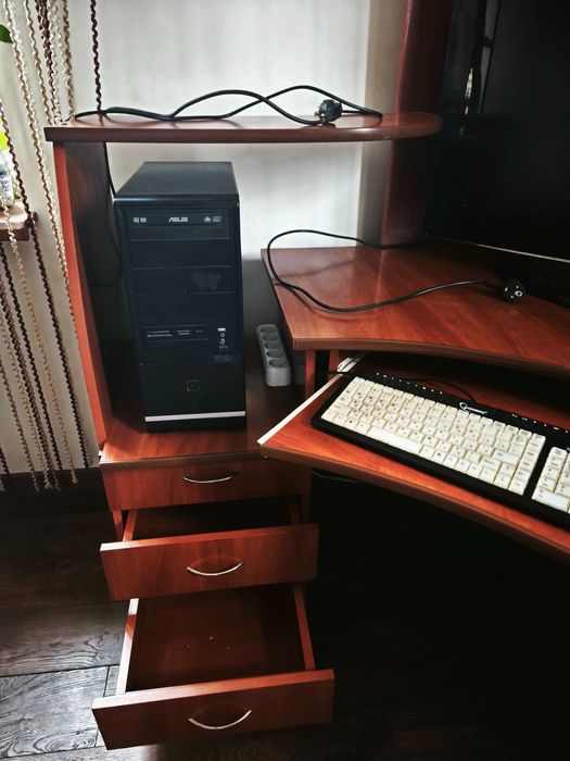 комп ютерний стіл кутовий