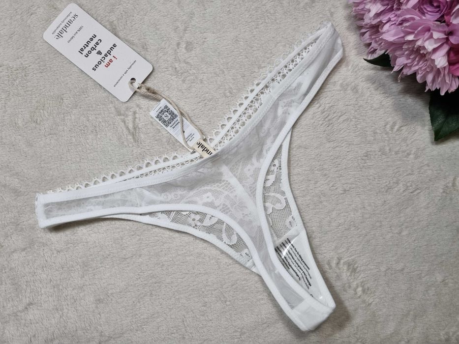 Scandale eco lingerie, białe koronkowe majtki, stringi, rozmiar S