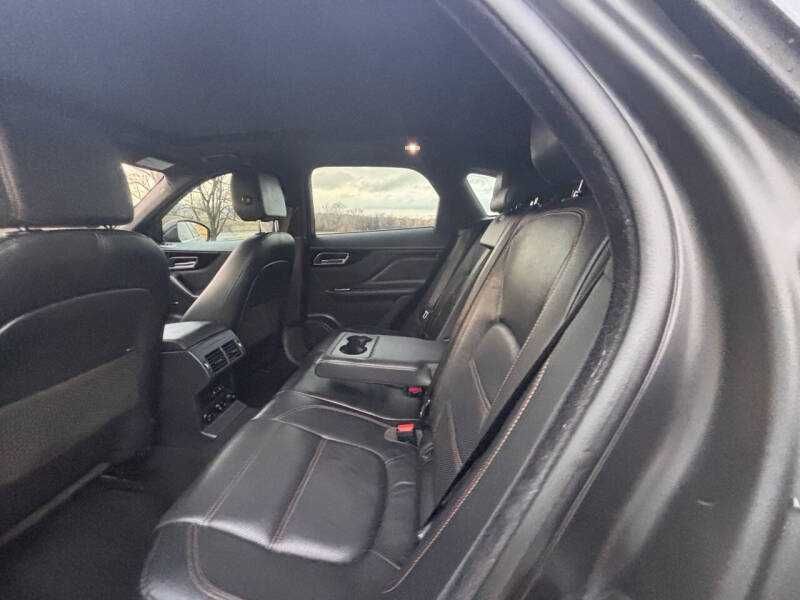 2019 Jaguar F-PACE