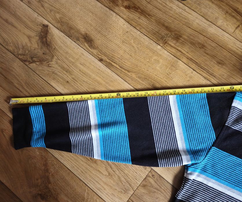 Sweter męski w paski