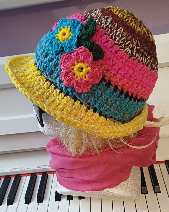 Szydelkowy kapelusik dla pań- do wyboru