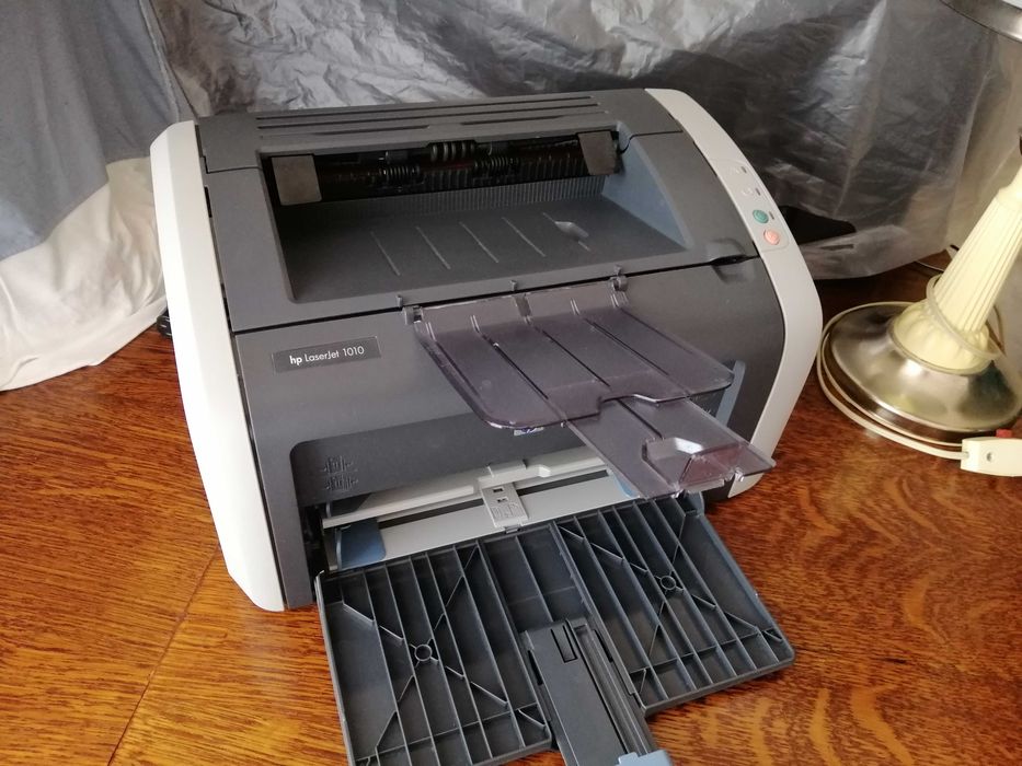Лазерный принтер HP LJ 1010