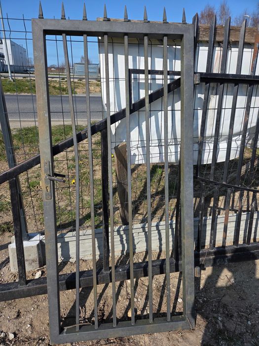 Bramka wejściowa oddam jak za darmo bardzo solidna ciężka