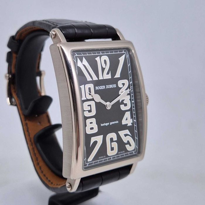 Promocja Roger Dubuis Much More Limited to 28 peaces