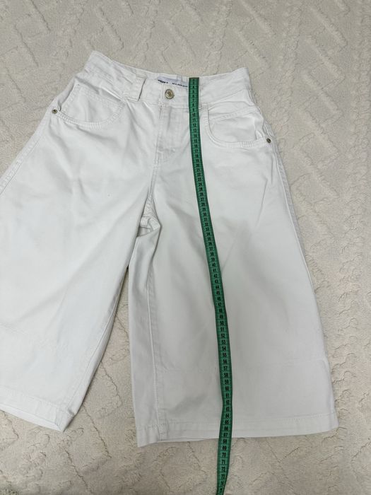 Шорти бермуди Bershka