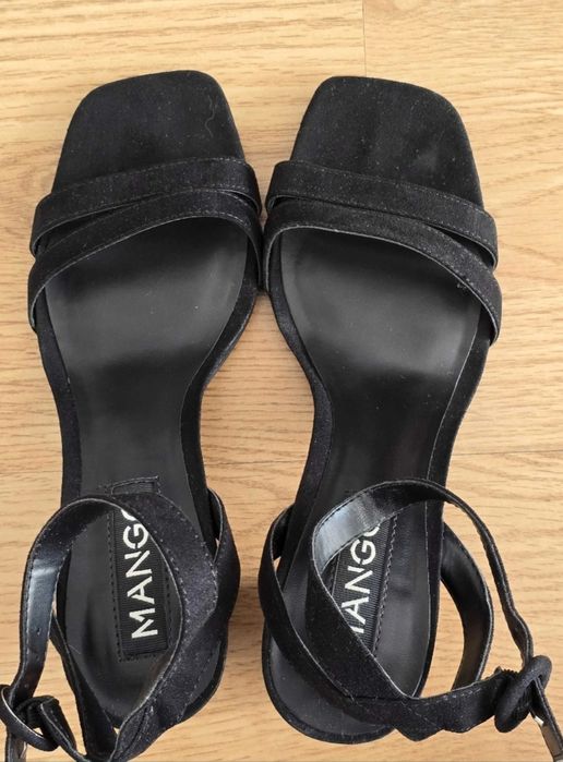 Черные босоножки Mango 38 р.