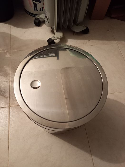 Balde para lixo em inox