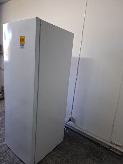 Морозильна камера SIMENS XXL  GS58NEW40/02